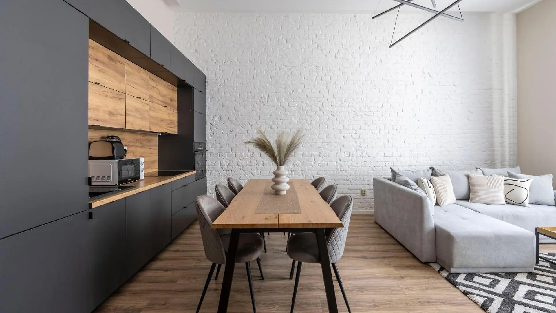 Apartamento Exclusive Stylish Suite By Prestige Homes Next To The Oktogon Budapest